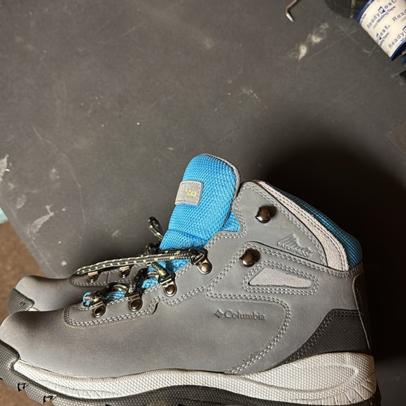 Columbia boots - Picture 8 of 8